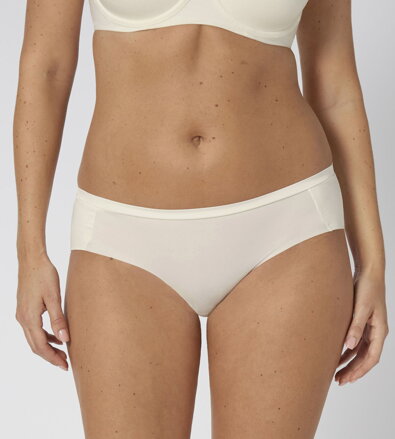 Triumph Body make up soft touch hipster